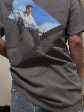 John’s summit exclusive experts only Graphic unisex T-Shirt in Charcoal Gray -